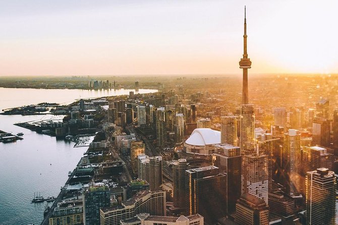 14-Minute Helicopter Tour Over Toronto - The waterfront, Humber Bay, and High Park