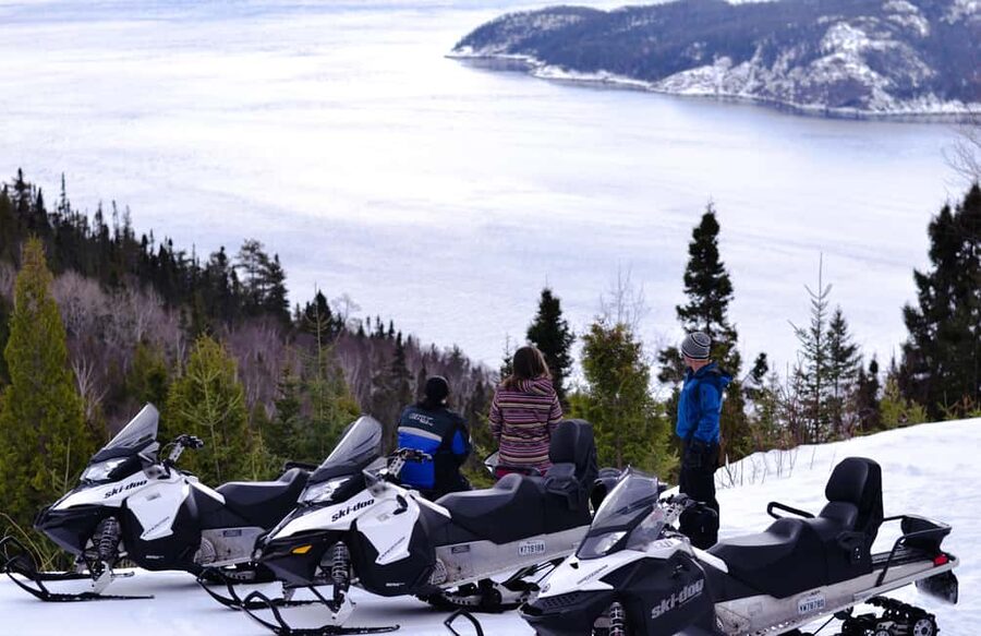15 min. Tadoussac: Snowmobile Expedition in Saguenay Fjord - What happens before you ride