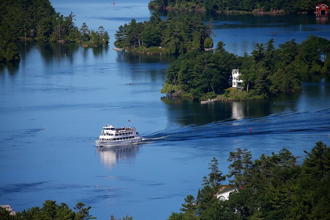 2-Hour Two Castle 1000 Islands Cruise from Ivy Lea - Boldt Castle from the water