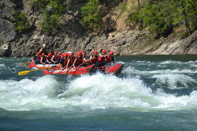 3.5 Hour Whitewater Rafting and Waterfall Adventure - What to wear and bring for the river