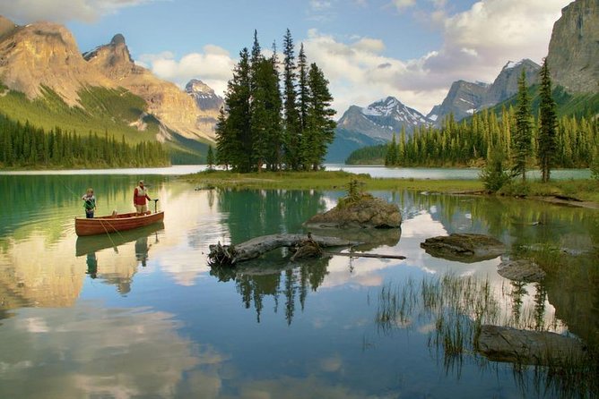 3-Day Authentic Jasper National Park Packaged Tour - Day 3: Jasper’s canyons and the return to Calgary