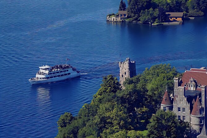 3-Hour 1000 Islands Cruise from Gananoque with views of Boldt Castle - Boldt Castle and the story of Heart Island