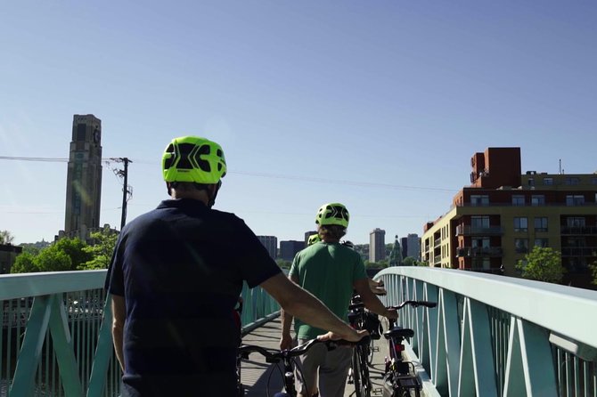 3 Hour Montreal City Bike Tour with Wine or Beer (AM & PM) - The St-Viateur bagel break