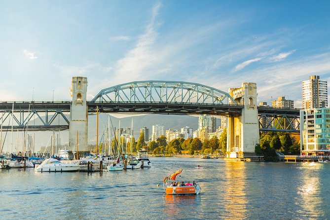 3 hours Private Vancouver Tour-from YVR Airport or Cruise Port - Canada Place and the waterfront skyline