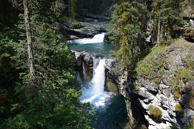 4-Day Authentic Banff, Jasper and Glacier Tour Package - Should you book the Banff, Jasper, and Glacier package?