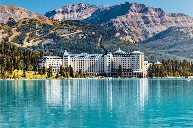4-Day Rockies Discovery Tour Package, Banff, Jasper, and Yoho - Day 3: Maligne Canyon and the mystery of Medicine Lake
