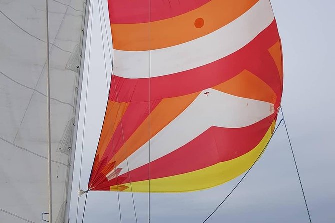 4-Hour Sailing Adventure on The Strait of Juan de Fuca - Weather, clothing, and what to pack