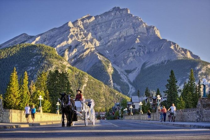 5-Day Rocky Mountaineer Train Tour, From Vancouver to Rockies - GoldLeaf or SilverLeaf: which one should you choose?