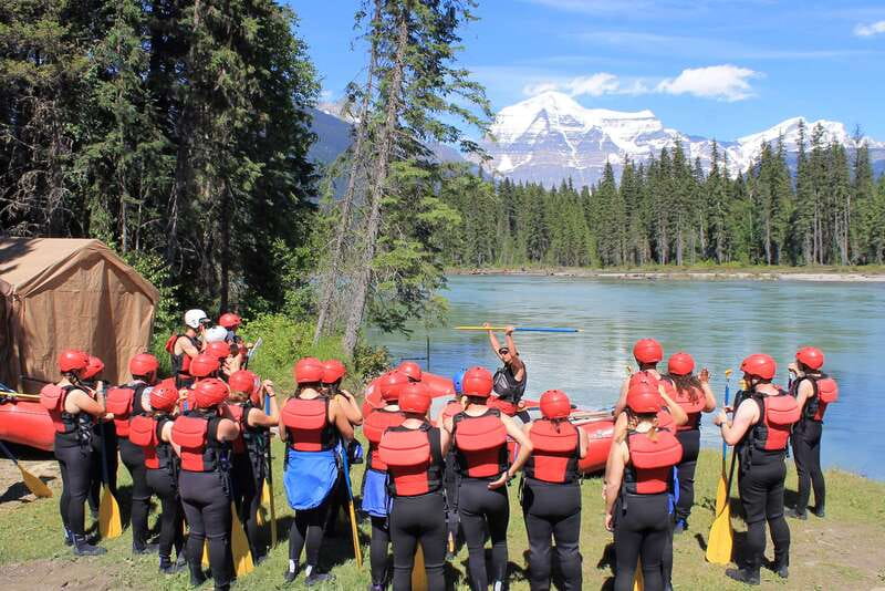 5-Hour Fraser River Rafting in Jasper National Park - Nine miles of splashy Class 3 white water