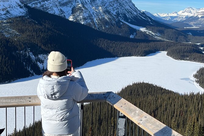 Abraham Ice Bubble/Sunwapta Falls,Snowshoeing,Icefield, Bow&Peyto - What is included, and what you still need to bring
