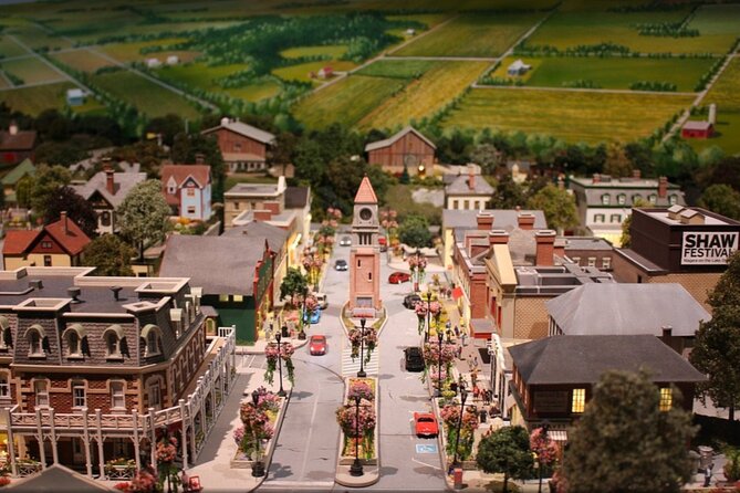 Admission Ticket: Explore Canada in Miniature Scale - Location and practical access