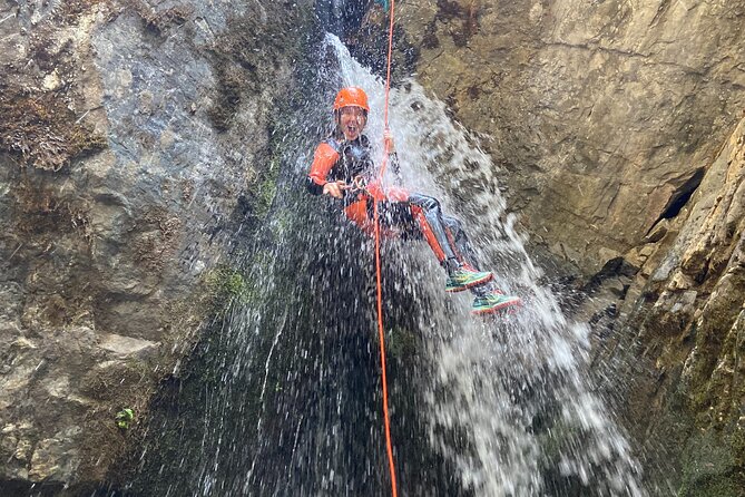 Adrenaline Canyoning Kelowna - The gear is included, but your clothing matters