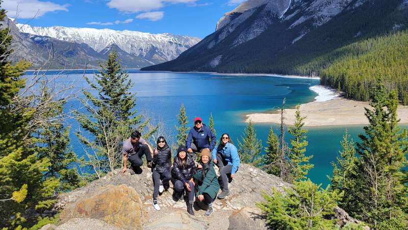 Airport Pickup & Private Tour from Calgary to The Rockies! - What $253 buys for a private group of five