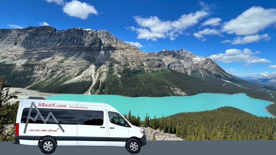 All-Inclusive Private Banff Tour with Hotel Transfer - Lake Louise and Moraine Lake: the headline stops