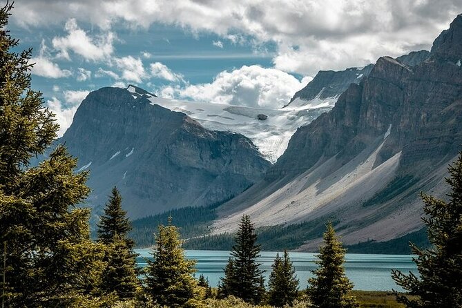 Along Icefields Parkway: Peyto Lake, Bow Lake & Columbia Icefield - Banff National Park Sets the Scene