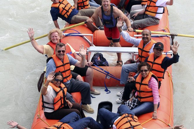 Athabasca River Easy Scenic Raft Trip - The professional photo and your own camera
