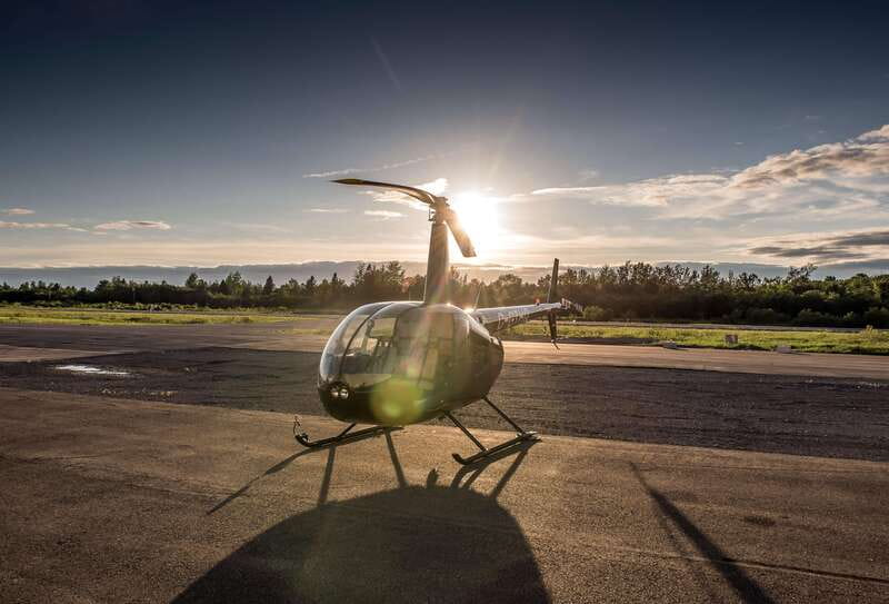 Attitude-Helicopter: Helicopter tour of Quebec City - The 45-minute route: Quebec City and Montmorency Falls