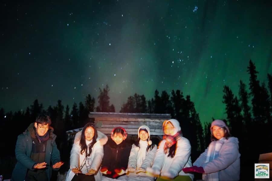 Aurora Lounge: Aurora Viewing Cabin & Bar - Who will enjoy the Aurora Lounge most