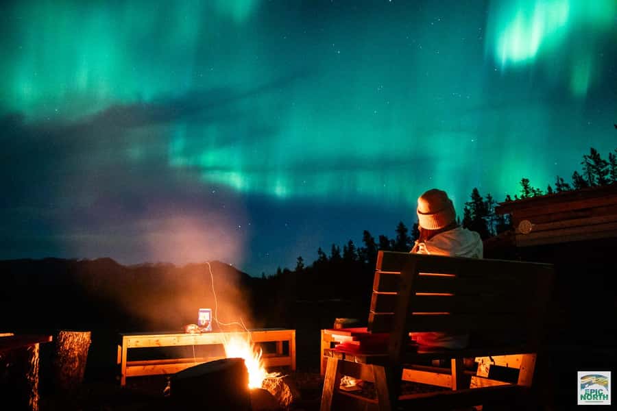 Aurora Lounge: Aurora Viewing Cabin & Bar - How to prepare for a better night