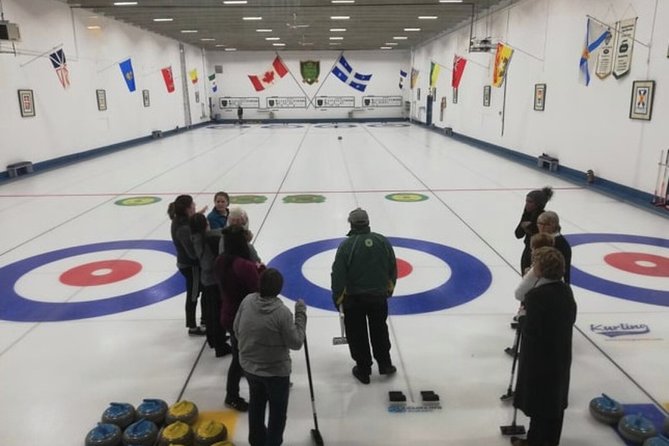 Awesome Curling Experience - The opening lesson: curling history and useful trivia