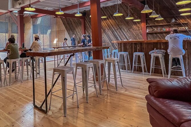 Axe Throwing in Victoria - Key points at a glance