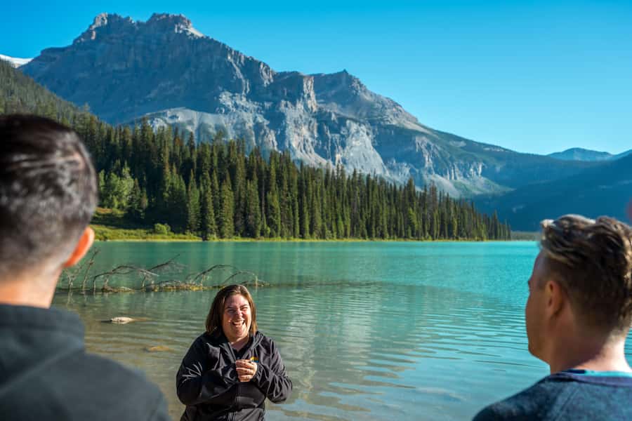 Banff: 3 National Parks, Takakkaw Falls, & Emerald Lake Tour - Marble Canyon and the hour on foot