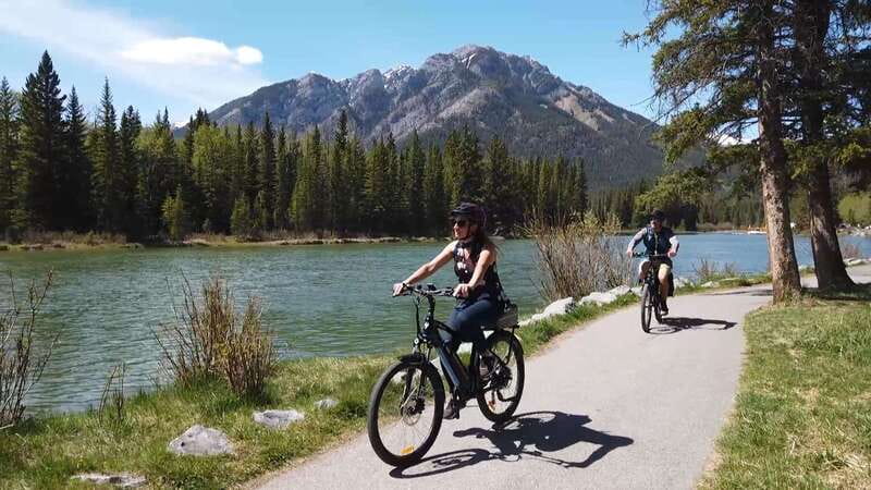 Banff: Bow River E-Bike Tour and Sundance Canyon Hike - Starting in central Banff with a short safety lesson