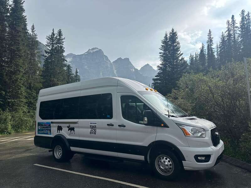 Banff/Canmore: Moraine Lake and Lake Louise 90 Min Each - Who should book this experience