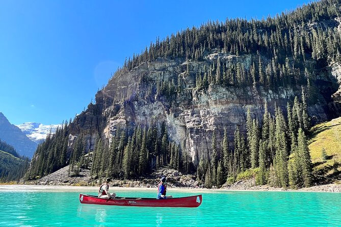 Banff/Canmore: Moraine Lake & Lake Louise Combo Tour - Food, clothing, and what to carry