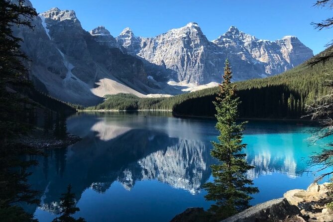 Banff/Canmore Moraine Lake & Lake Louise– Hike, Canoe or Sightsee - A practical way to reach the two famous lakes