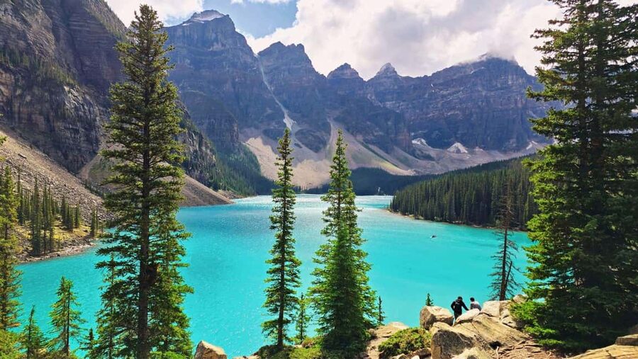 Banff/Canmore Moraine Lake & Lake Louise-Hike/Canoe/Sightsee - The van, the guide, and the small-group feel