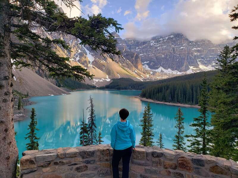 Banff/Canmore- Moraine Lake & Louise-Morning or Sunset Tour - Moraine Lake gives you 90 minutes