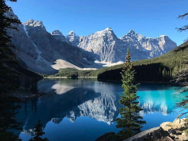Banff/Canmore- Moraine Lake & Louise-Morning or Sunset Tour - The morning tour reaches the lakes early