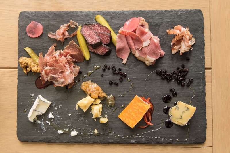 Banff: Castle Food Experience at Banff Springs Hotel - Why this Banff food tour is different