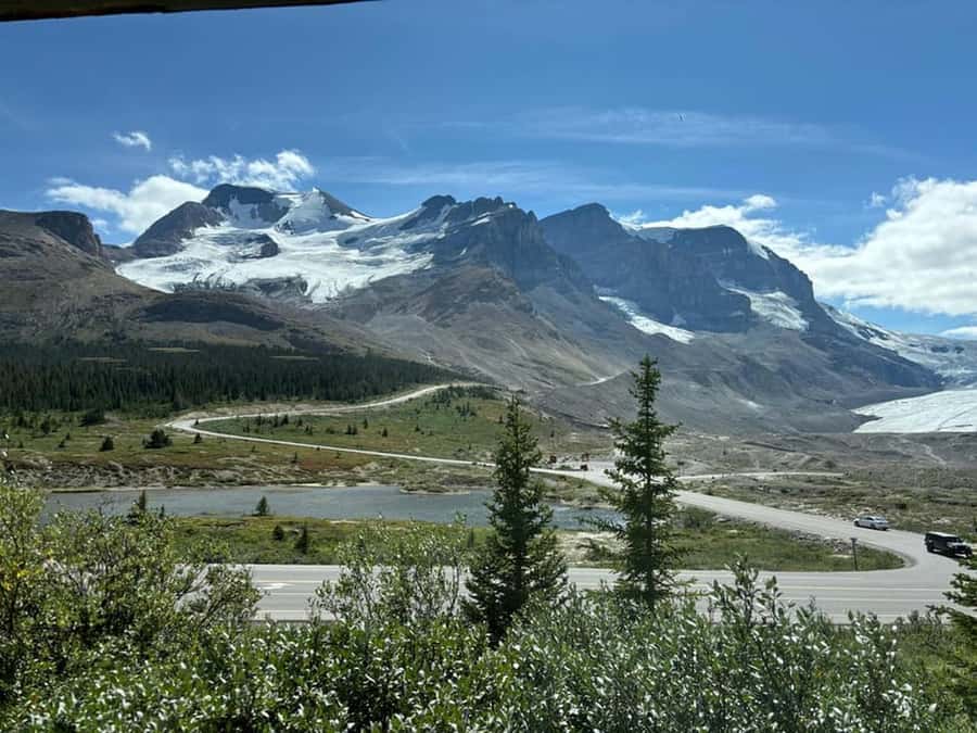 Banff:Crowfoot Glacier, 4 Lakes and Johnston Canyon tour - What the $43 tour price really covers
