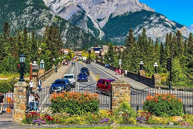 Banff: Gondola, Hot Spring and Three Lakes Tour - Two Jack Lake and Johnson Lake slow the pace