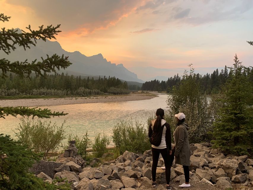 Banff: Guided Sunset and Stargazing Tour - Practical preparation for a comfortable evening