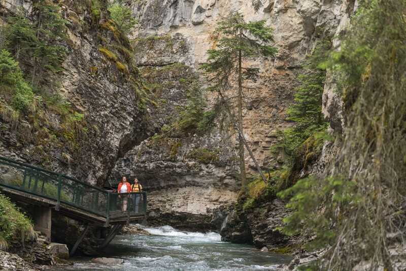 Banff: In-Depth Banff Area & Canyon Day Tour - The Hoodoos explain how rock changes