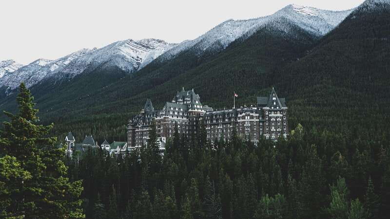 Banff: In-Depth Banff Area & Canyon Day Tour - Sulphur Mountain Gondola: the day’s big view