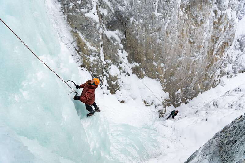 Banff: Introduction to Ice Climbing for Beginners - What the Banff ice climbing day is really about
