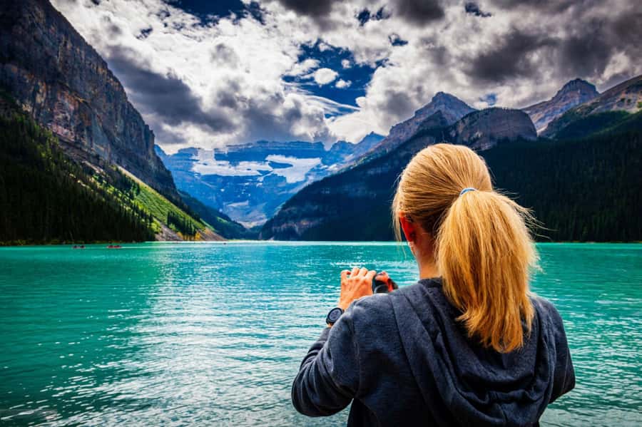 Banff: Lake Louise,Lake Minnewanka,Emerald Lake & Banff Town - How the $76 price measures up