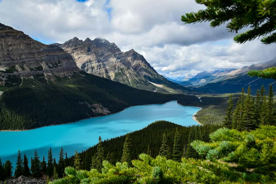 Banff Lake Louise Moraine, Emerald Glacier, Peyto & Bow Lake - Lake Louise and the Fairmont View