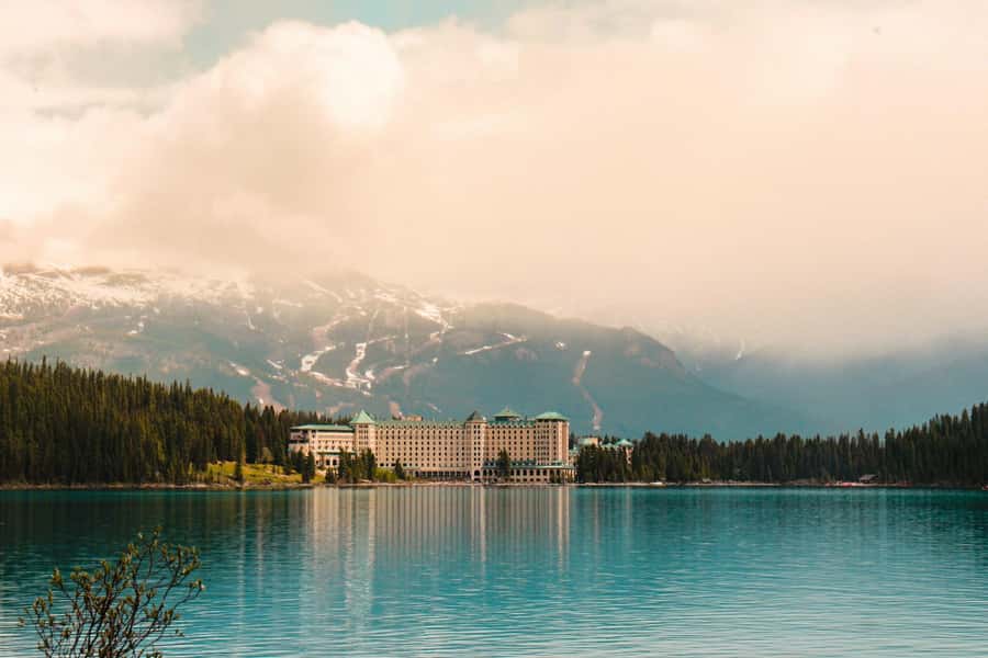 Banff Lake Louise Moraine, Emerald Glacier, Peyto & Bow Lake - Moraine Lake or Marble Canyon: The Key Seasonal Change