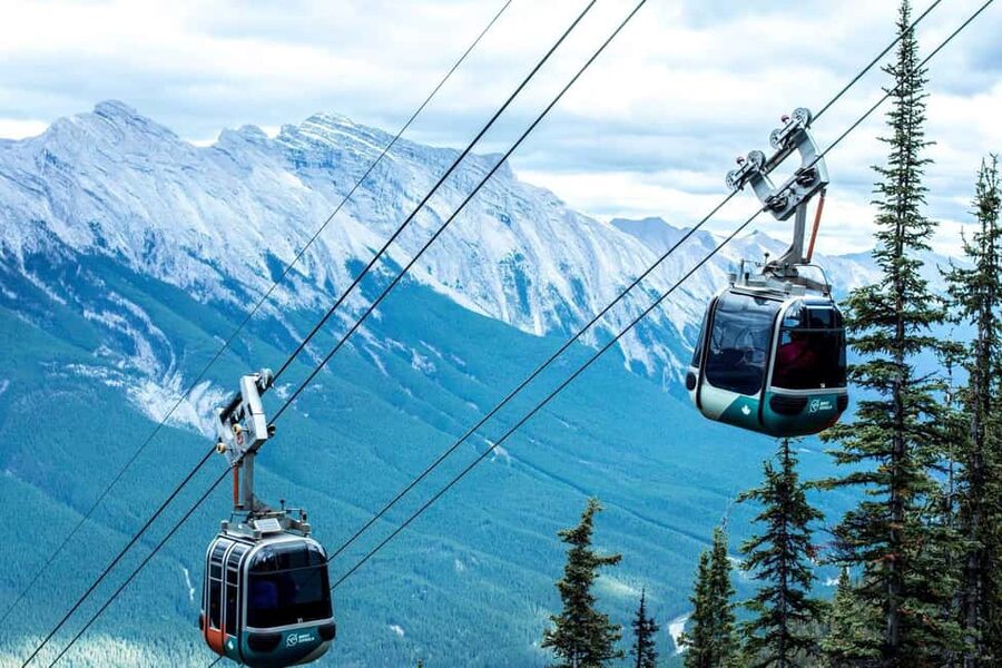 Banff:Lake Louise & Moraine Lake 1/2 Day Tour Canoe/Sightsee - Starting from Banff and heading toward the peaks