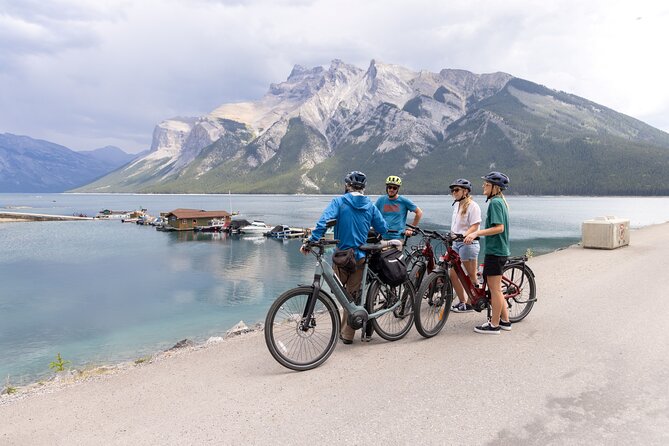 Banff Mountain Lakeside - E-bike Tour - Guides make the difference