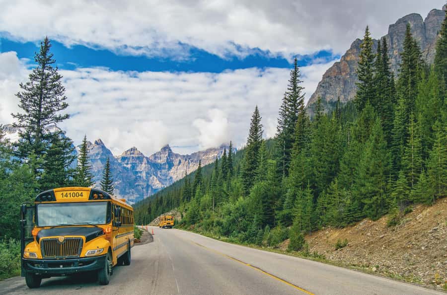 Banff National Park: Hop-On-Hop-Off Bus Day-Pass - Starting from Banff at 7:45 or 9:30