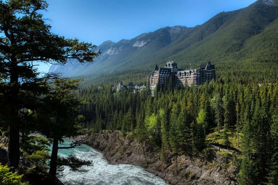 Banff National Park: Virtual Tour - Bow River and the Force of Bow Falls