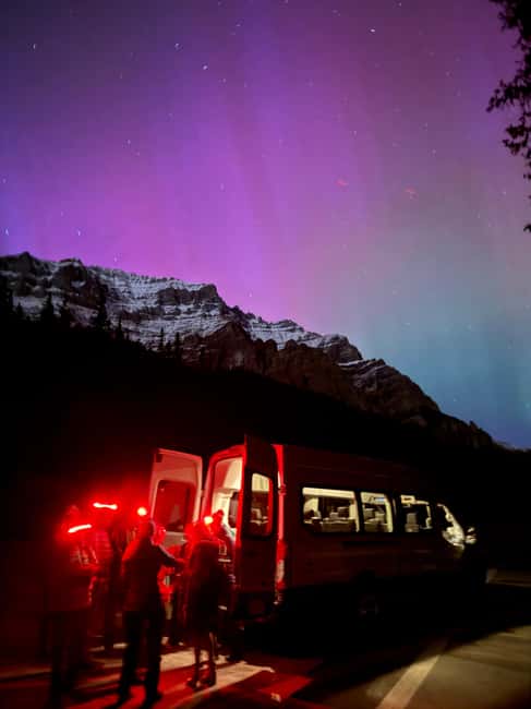Banff OR Moraine Lake: Night Tour with possible Stargazing - Northern Lights, shooting stars, and honest expectations