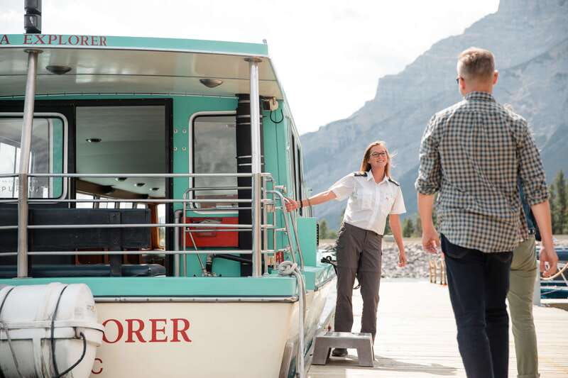 Banff: Sightseeing, Lake Minnewanka Cruise and Banff Gondola - Practical tips for a better day