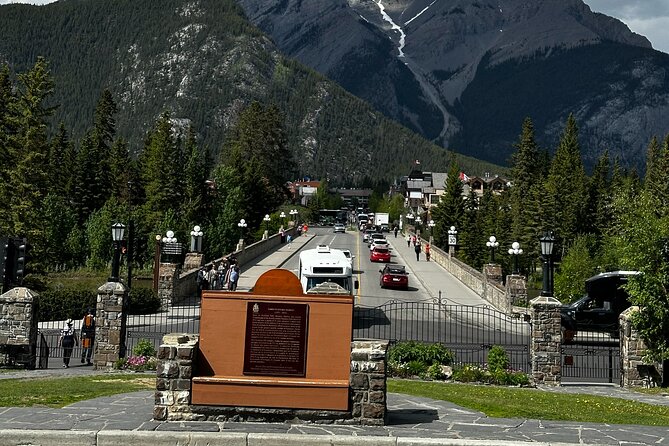 Banff Top Lakes and Banff Town Day Trip From Calgary - Emerald Lake offers your best short walk